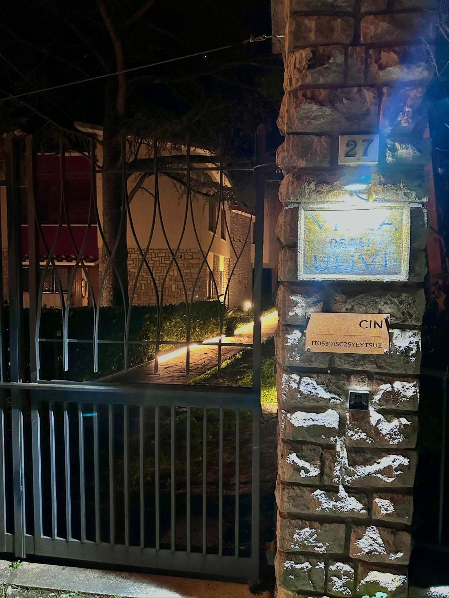 Villa Degli Ulivi Massa Marittima Buitenkant foto